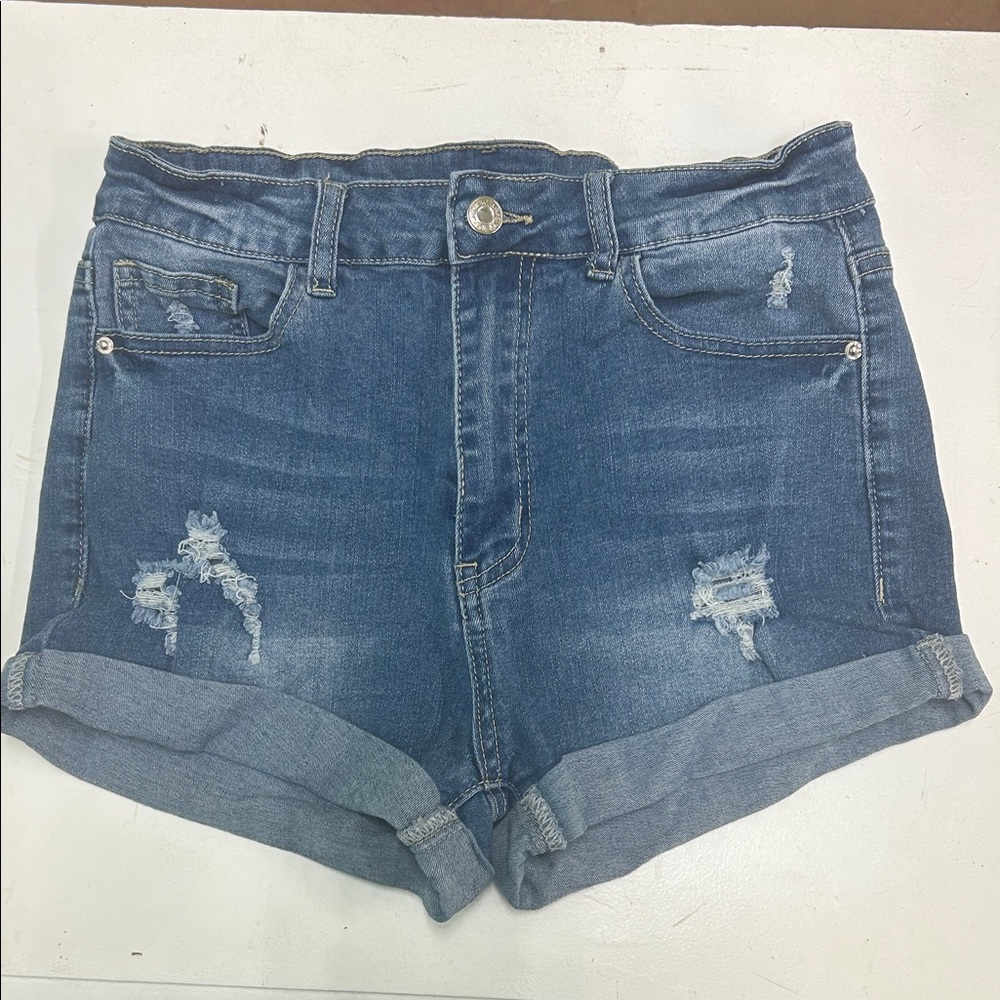 SHEIN Distressed Blue Jean Shorts Lg fits like a 7/8